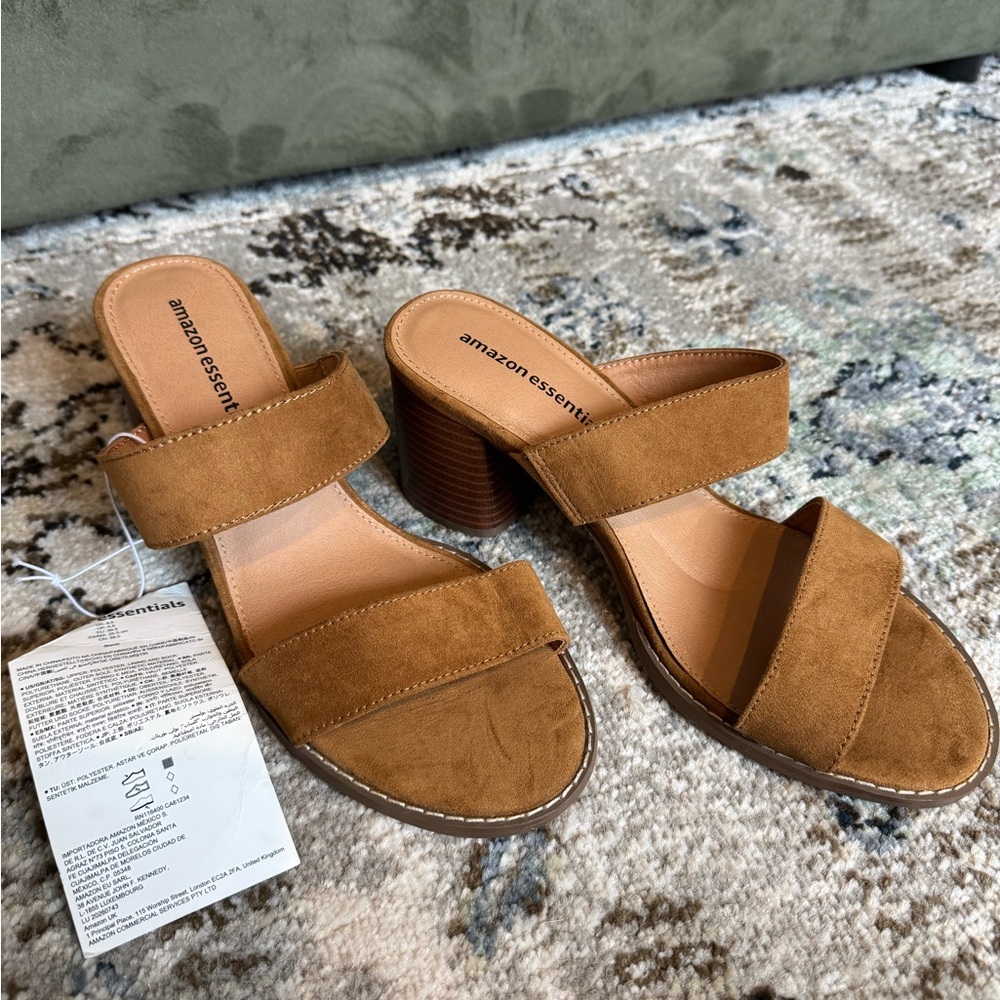 Amazon Essentials Tan Heeled Shoes with Crisscross Straps